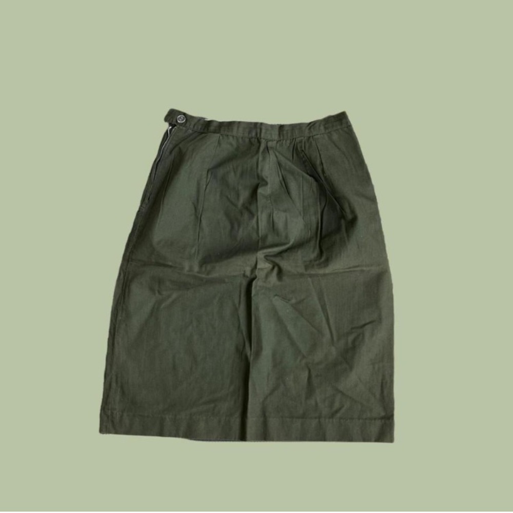 Vintage 70s knee length green skirt